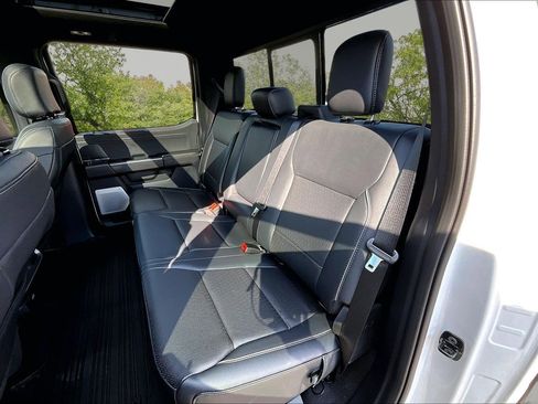 Used 2025 Ford F150 Lariat w/ Equipment Group 502A High image 27