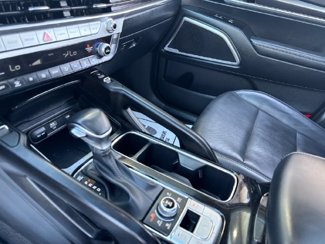 Used 2025 Kia Telluride S AWD/4WD image 25