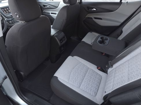 Used 2022 Chevrolet Equinox LT image 24