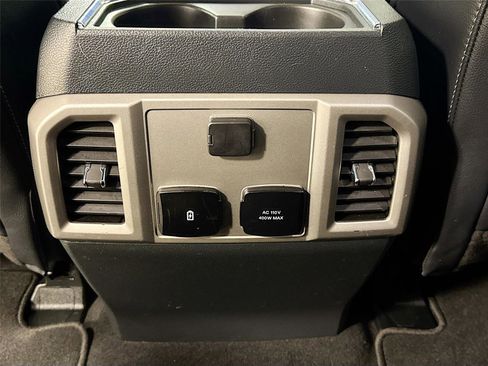 Certified 2022 Ford F250 Lariat w/ Lariat Ultimate Package image 26