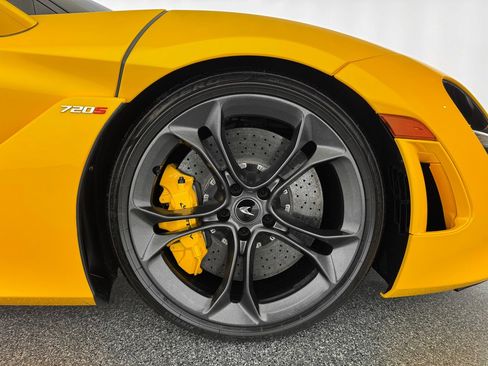 Used 2019 McLaren 720S Performance image 34