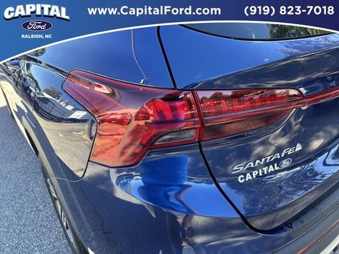 Used 2022 Hyundai Santa Fe SEL image 15
