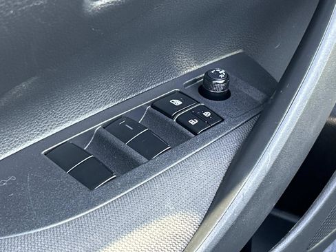 Used 2024 Toyota Corolla LE FWD image 18