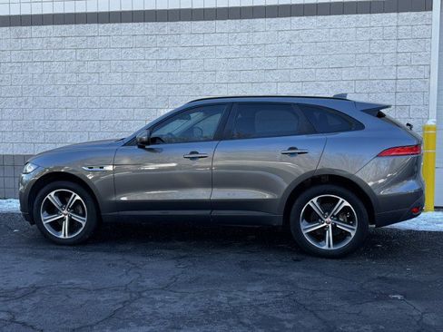 Used 2017 Jaguar F-PACE R-Sport image 14