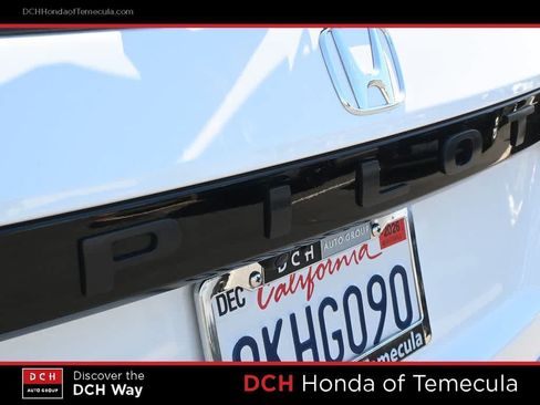 Certified 2024 Honda Pilot Touring image 7