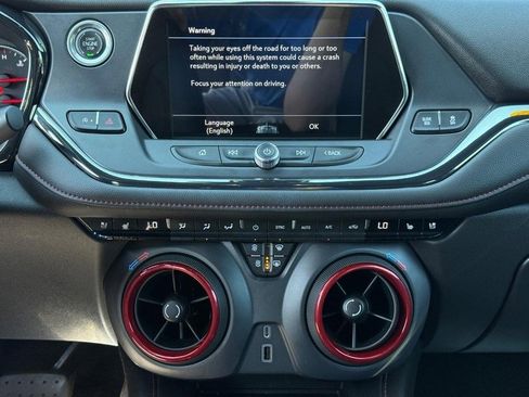 Used 2022 Chevrolet Blazer RS w/ Enhanced Convenience Package image 15