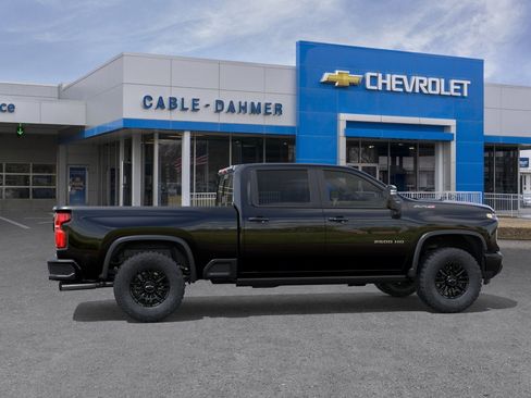 New 2026 Chevrolet Silverado 2500 ZR2 AWD/4WD image 38