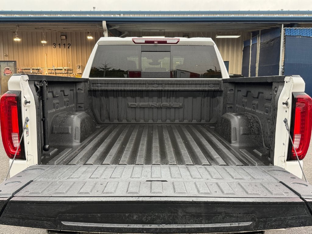 Used 2019 GMC Sierra 1500 Denali w/ Denali Ultimate Package AWD/4WD image 23