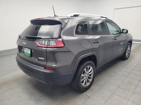Used 2019 Jeep Cherokee Latitude Plus w/ Cold Weather Group FWD image 9