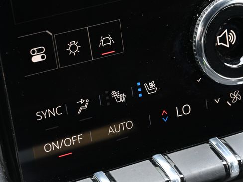 Used 2026 GMC Terrain Elevation w/ Elevation Premium Package image 35