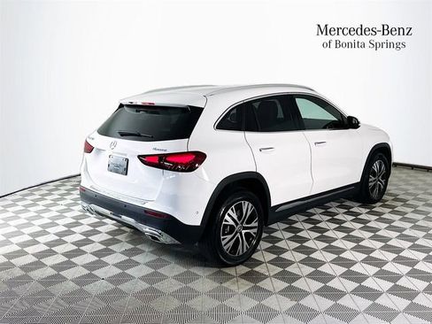 Certified 2025 Mercedes-Benz GLA 250 4MATIC image 7