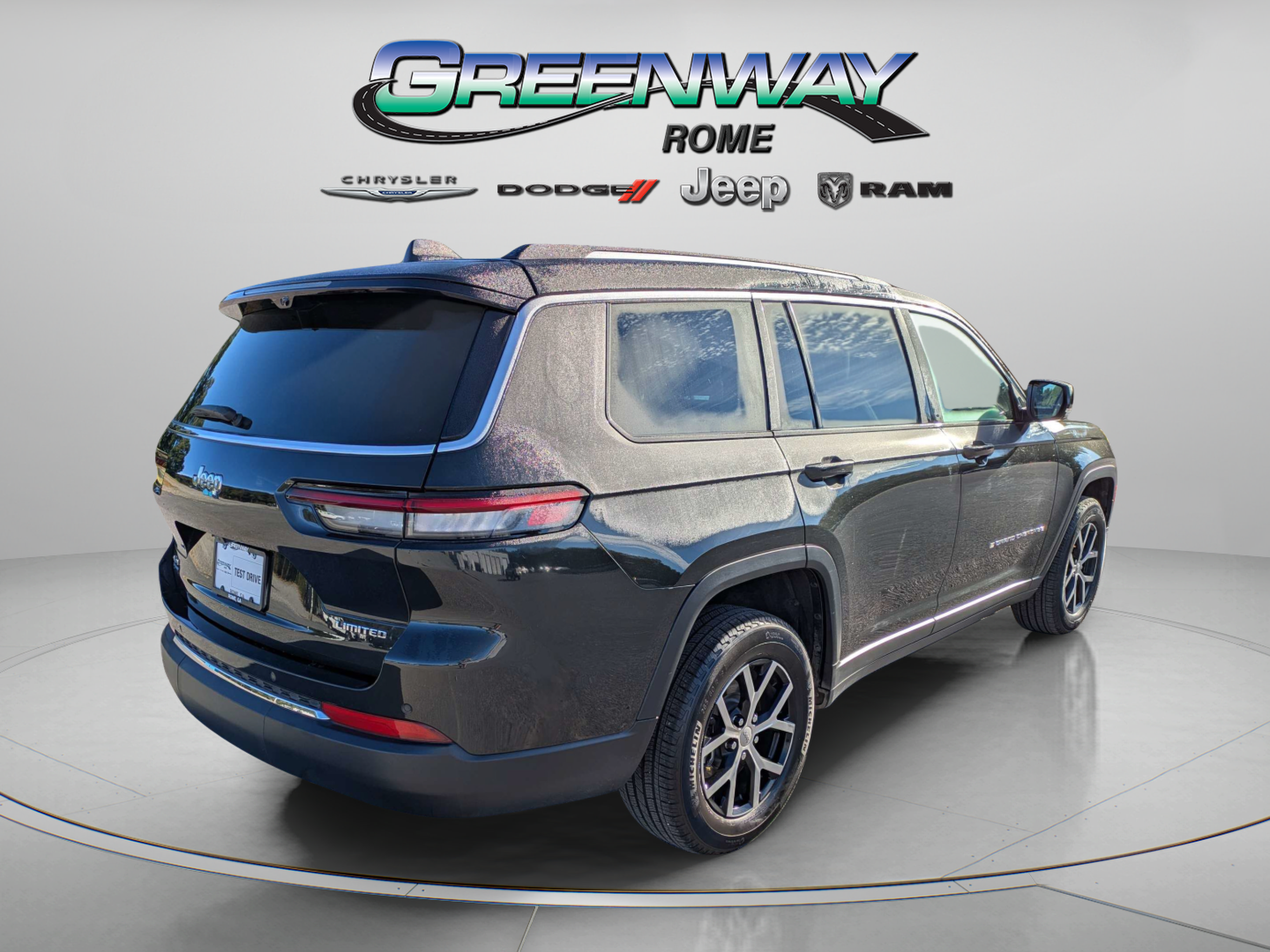 Used 2024 Jeep Grand Cherokee L Limited w/ Luxury Tech Group II AWD/4WD image 7
