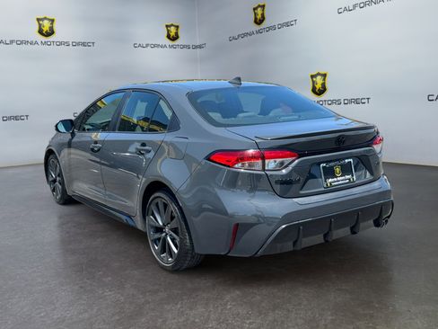 Used 2023 Toyota Corolla SE w/ SE Premium Package FWD image 3