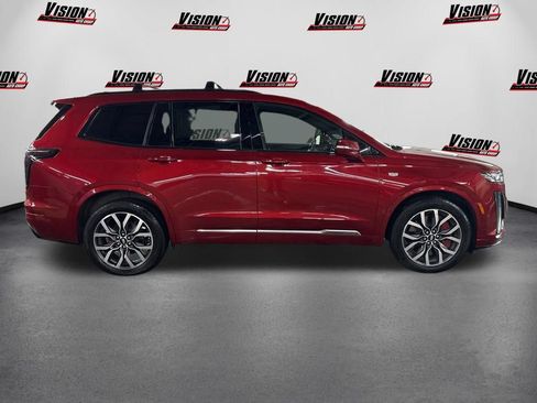 Used 2024 Cadillac XT6 Sport w/ LPO, Floor Liner Package AWD/4WD image 4