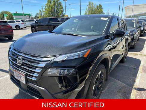Certified 2025 Nissan Rogue SV AWD/4WD image 1