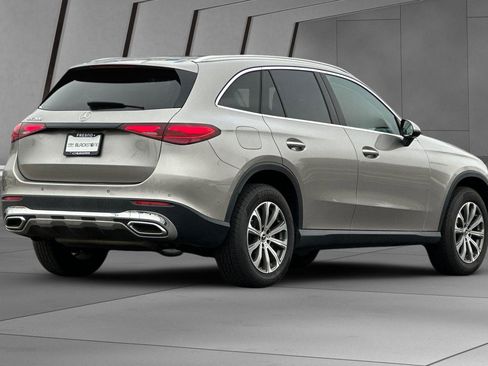 Used 2024 Mercedes-Benz GLC 300 w/ Winter Package image 4