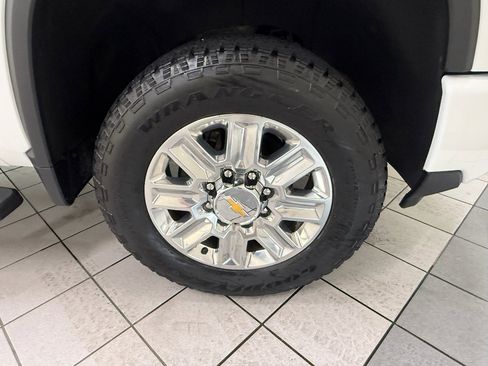 Certified 2024 Chevrolet Silverado 2500 High Country AWD/4WD image 16