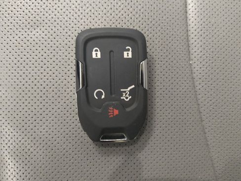 Used 2023 GMC Terrain SLT w/ Tech Package AWD/4WD image 32