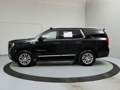 Used 2024 GMC Yukon Denali RWD image 4