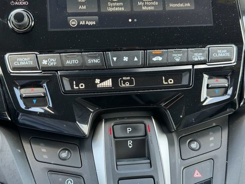 Used 2024 Honda Odyssey EX image 24