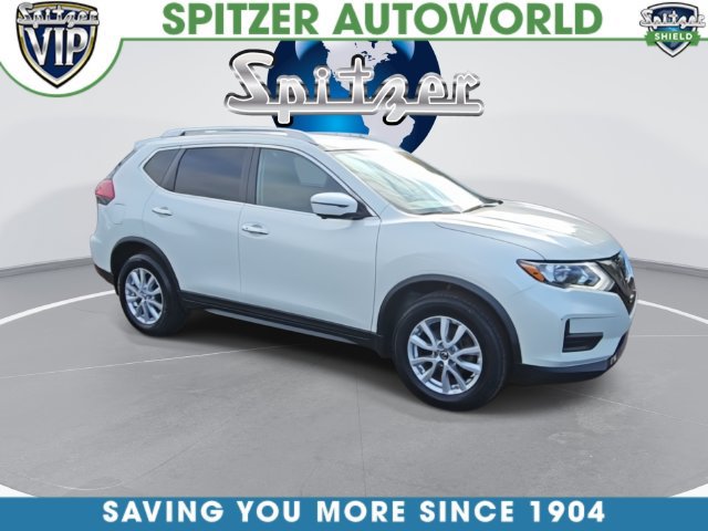 Used 2018 Nissan Rogue SV w/ Premium Package AWD/4WD image 16