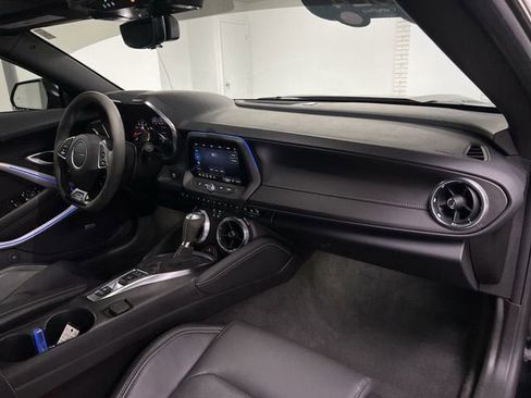 Certified 2024 Chevrolet Camaro LT image 27