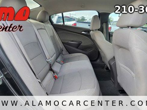 Used 2016 Chevrolet Cruze LT FWD image 20