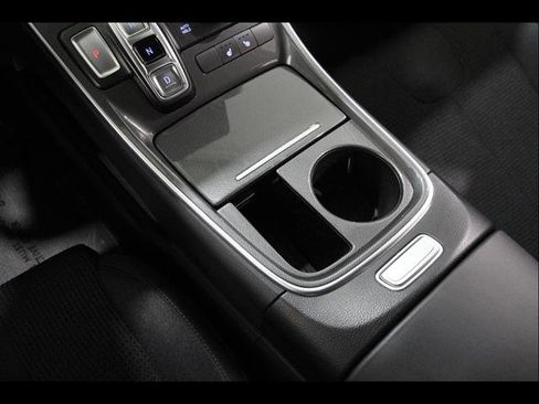 Used 2022 Hyundai Santa Fe SEL w/ Convenience Package image 14