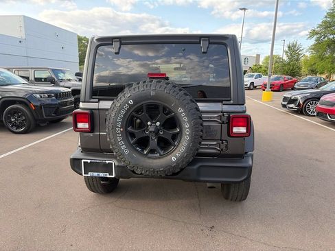 Used 2021 Jeep Wrangler Unlimited Sport AWD/4WD image 6