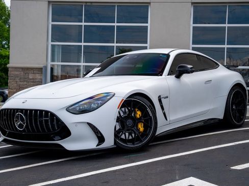 Used 2025 Mercedes-Benz AMG GT 55 image 2