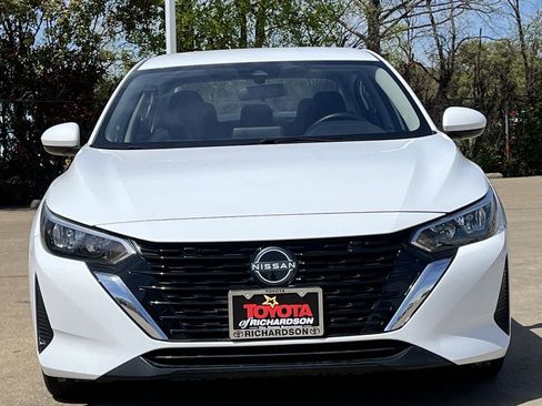 Used 2024 Nissan Sentra SV image 7