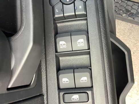 New 2026 RAM 2500 Tradesman AWD/4WD image 28