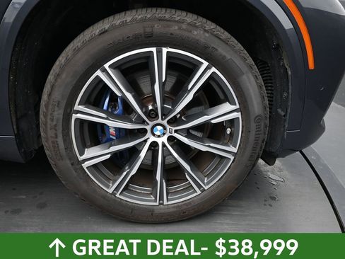 Used 2022 BMW X5 M50i image 19