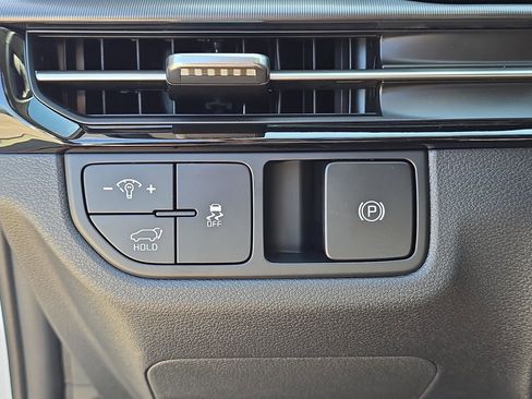 New 2026 Kia Sportage EX AWD/4WD image 28