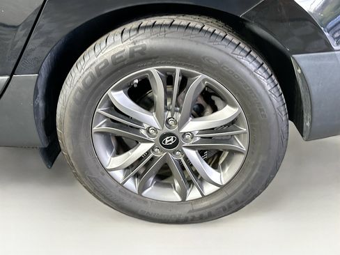 Used 2014 Hyundai Tucson SE image 11