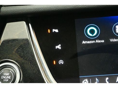 Certified 2024 Cadillac XT6 Premium Luxury w/ Technology Package AWD/4WD image 59