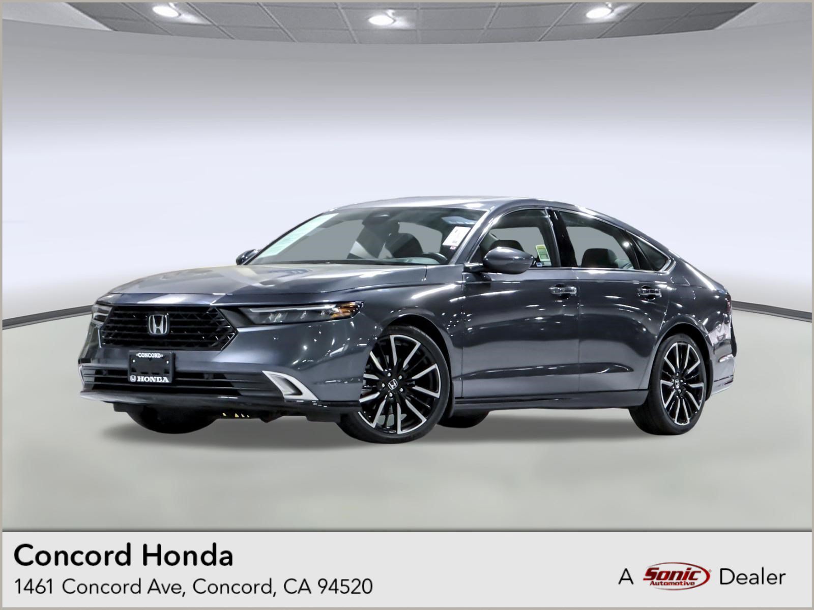 Used 2024 Honda Accord Touring image 1