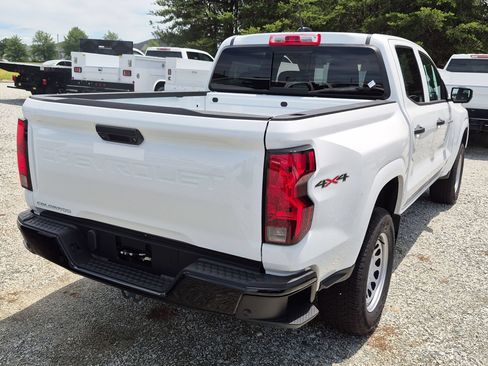 New 2026 Chevrolet Colorado W/T w/ WT Convenience Package II AWD/4WD image 10