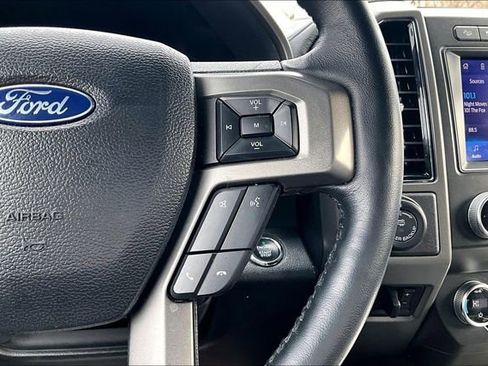 Used 2021 Ford Expedition Max XLT image 12