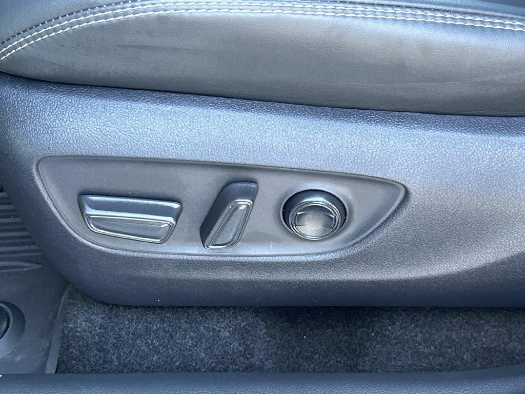 Used 2025 Toyota RAV4 XLE Premium w/ Weather Package FWD image 28