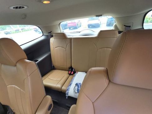 Used 2017 Buick Enclave Premium w/ Experience Buick Package AWD/4WD image 13