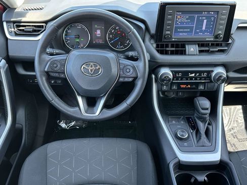 Used 2020 Toyota RAV4 XLE w/ Convenience Package AWD/4WD image 13