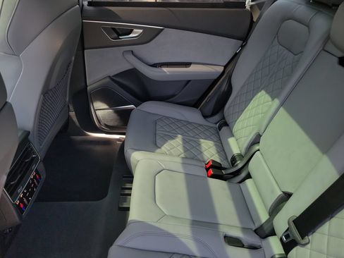 New 2026 Audi SQ8 Premium Plus AWD/4WD image 25