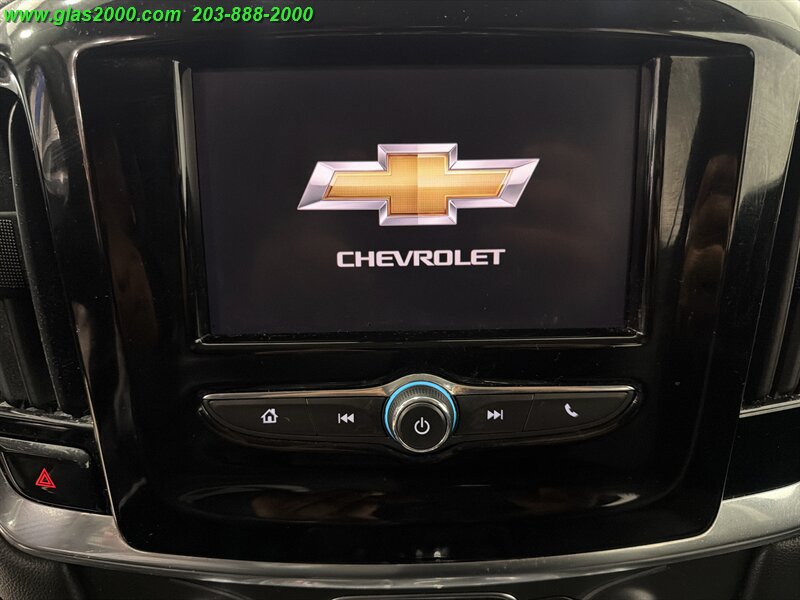 Used 2021 Chevrolet Traverse LS AWD/4WD image 24