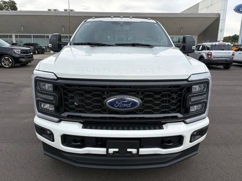 Certified 2024 Ford F250 Lariat w/ Lariat Ultimate Package AWD/4WD image 11