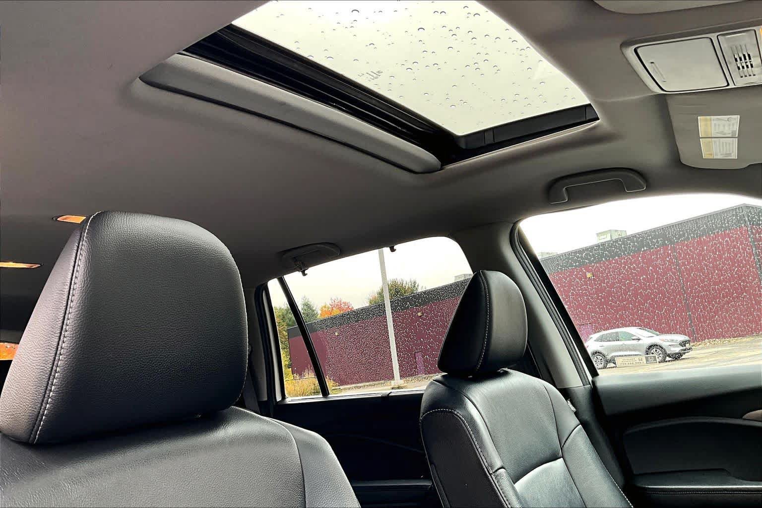 Used 2021 Honda Pilot Special Edition image 14