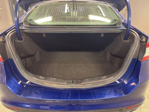 Used 2013 Ford Fusion SE FWD image 31