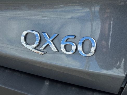 Used 2024 INFINITI QX60 Pure AWD/4WD image 16