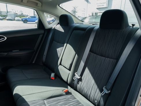 Used 2019 Nissan Sentra SV image 20