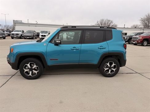 Used 2021 Jeep Renegade Trailhawk image 11
